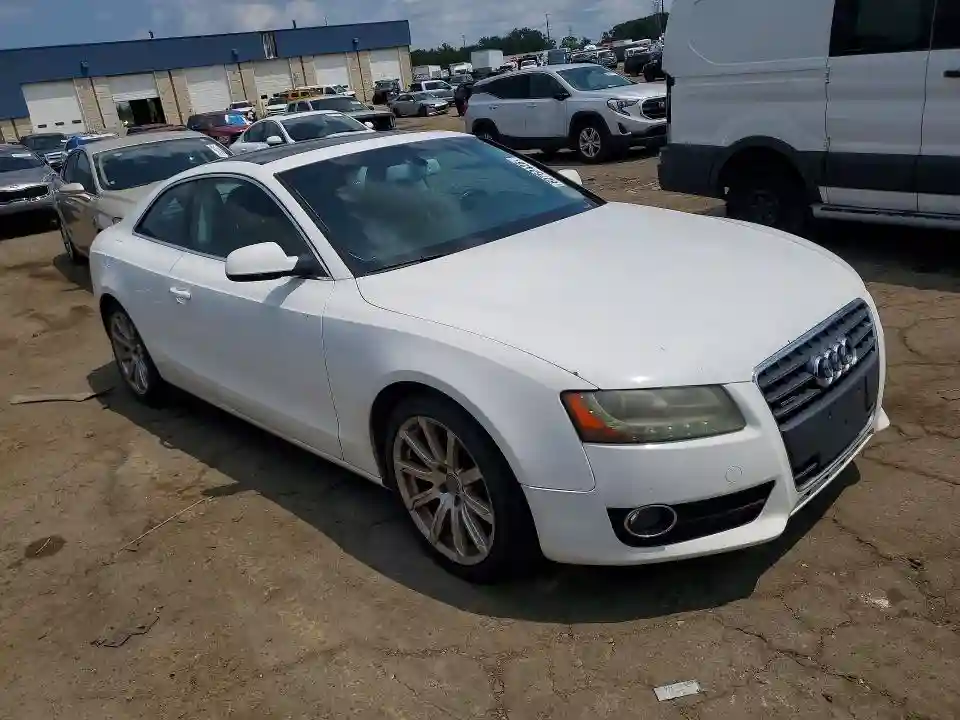 WAULFAFR9BA080948 2011 AUDI A5-3