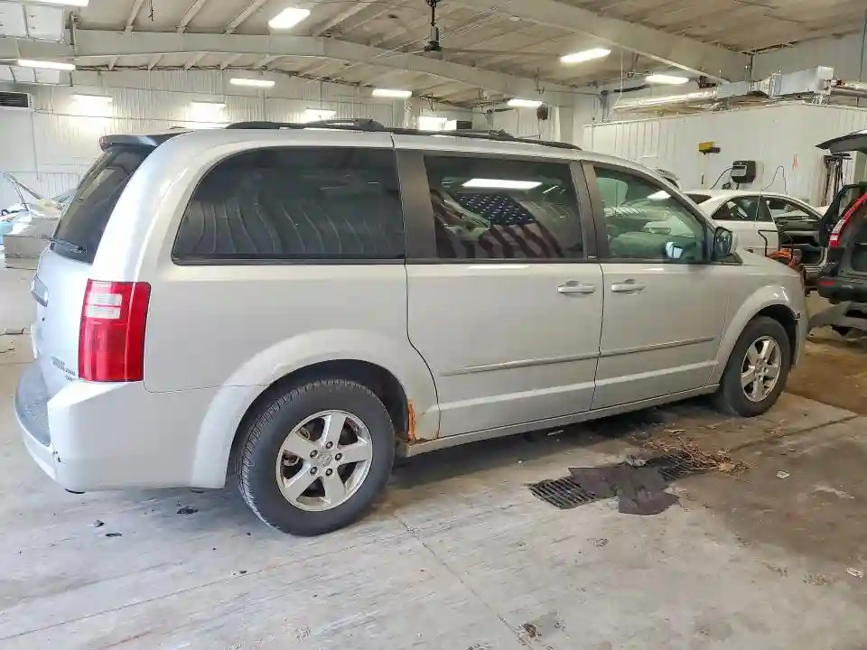 2D4RN5D17AR443801 2010 DODGE CARAVAN-2