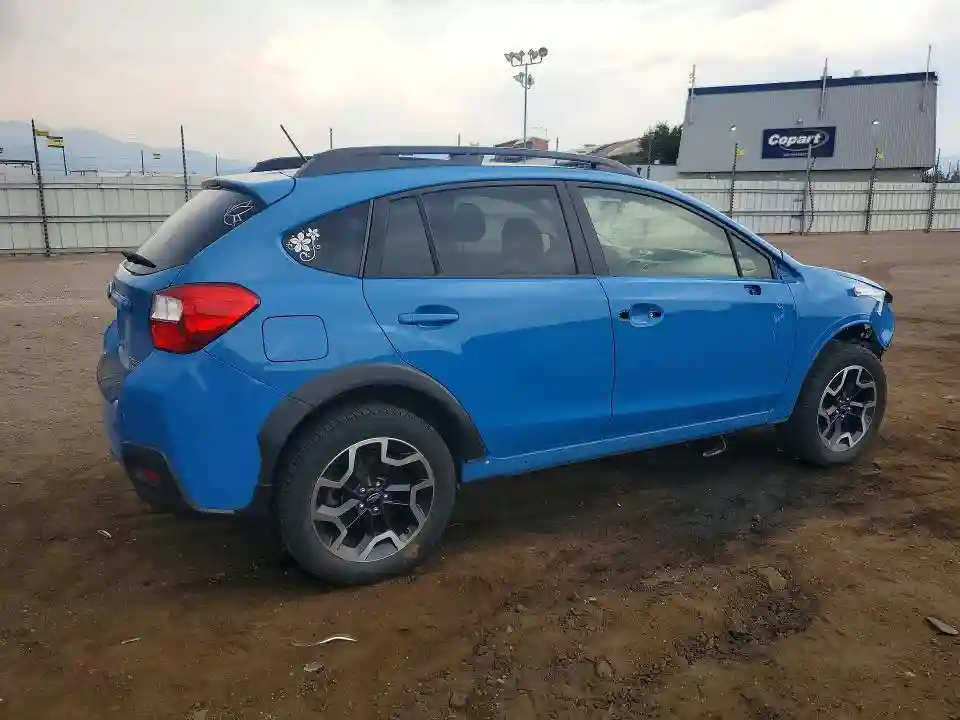 JF2GPABC4H8210770 2017 SUBARU CROSSTREK-2