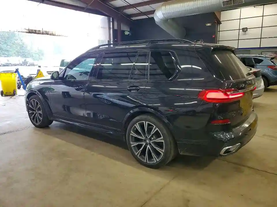 5UXCW2C54KL086153 2019 BMW X7-1