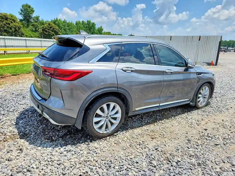 3PCAJ5M19KF125679 2019 INFINITI QX50-2
