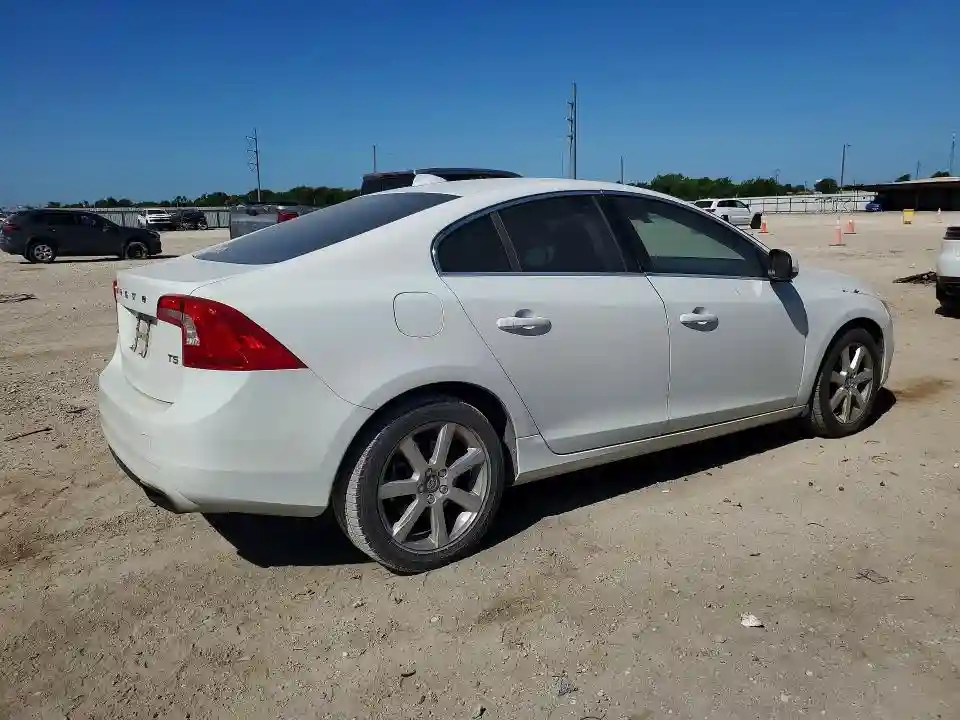 YV126MFK9G2392265 2016 VOLVO S60-2