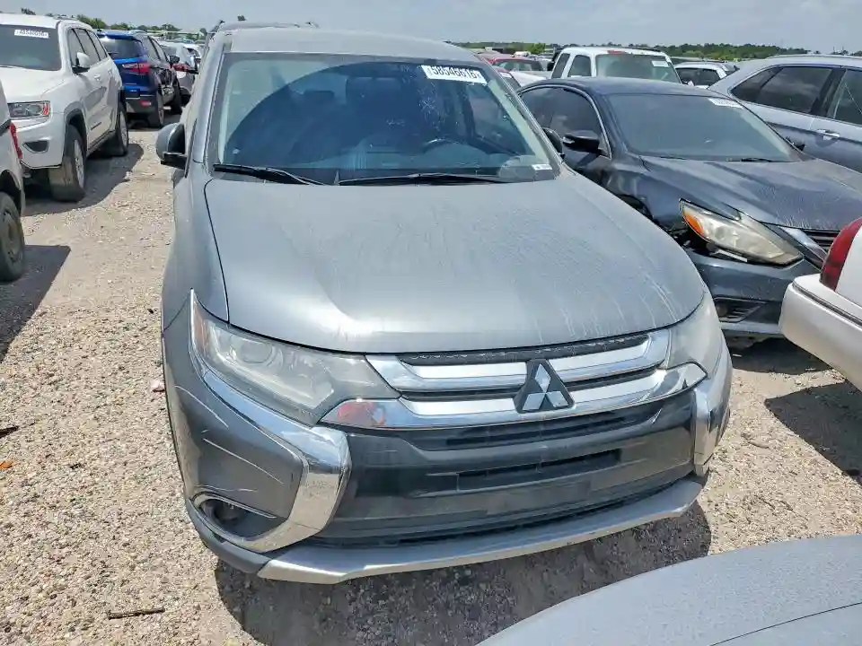 JA4AD3A3XGZ033333 2016 MITSUBISHI OUTLANDER-4