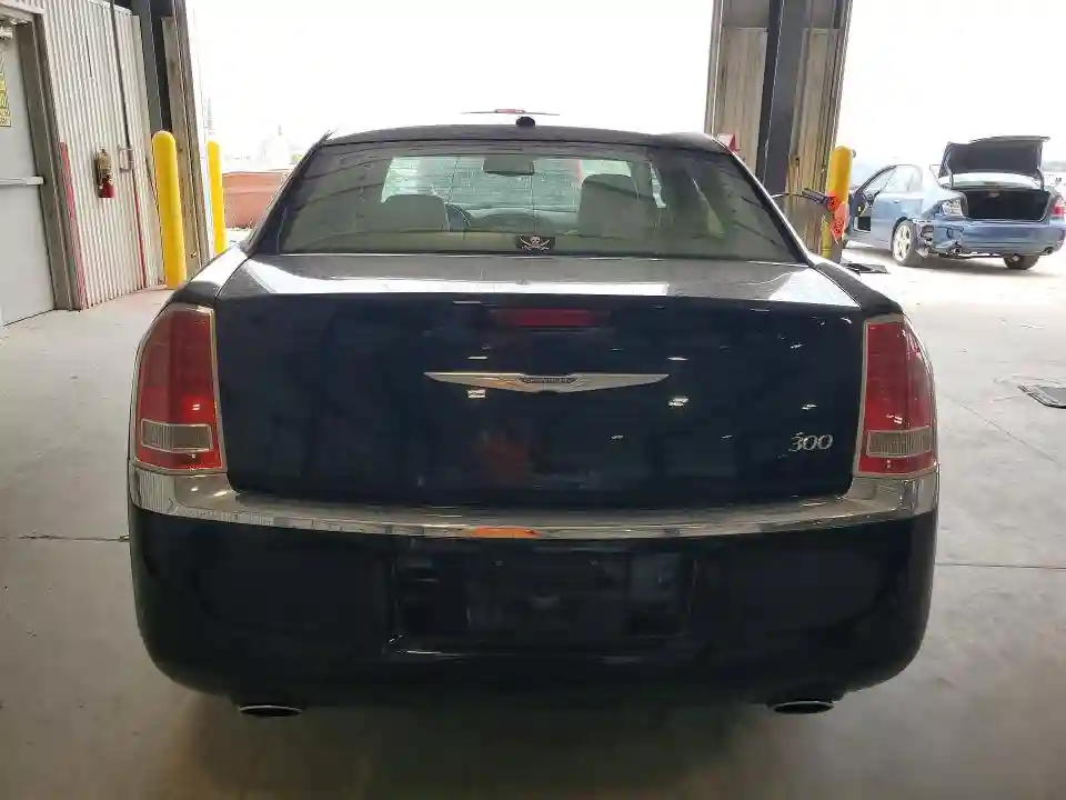 2C3CCAAG8DH513685 2013 CHRYSLER 300-5