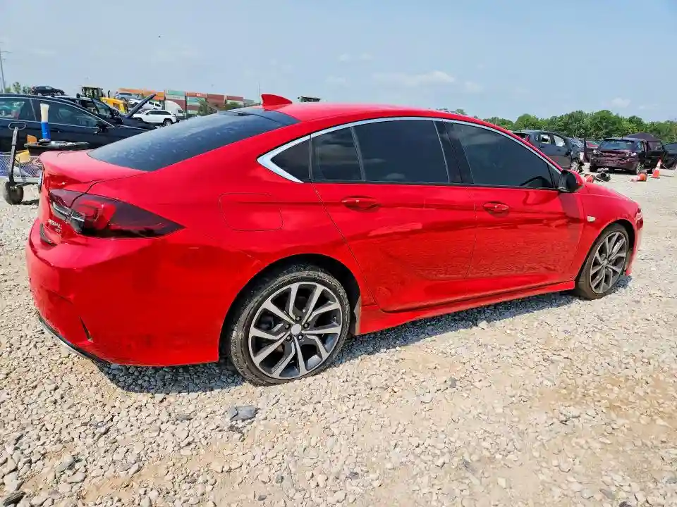 W04GS6SS3J1103896 2018 BUICK REGAL-2