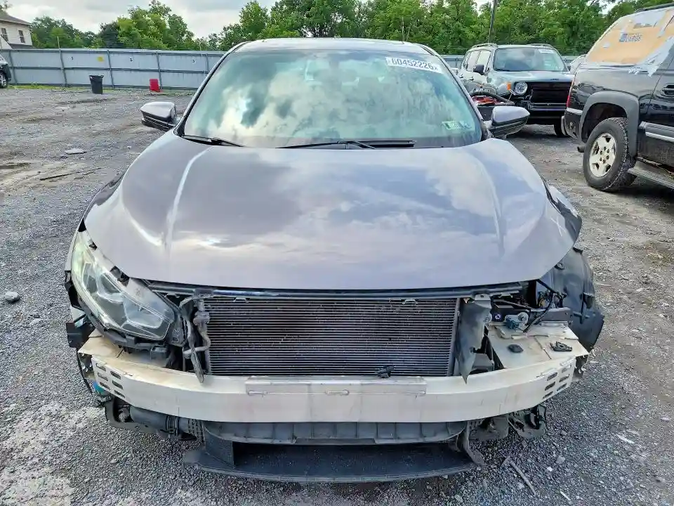 19XFC1F37HE210235 2017 HONDA CIVIC-4