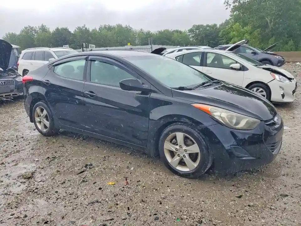 5NPDH4AE1BH053940 2011 HYUNDAI ELANTRA-3