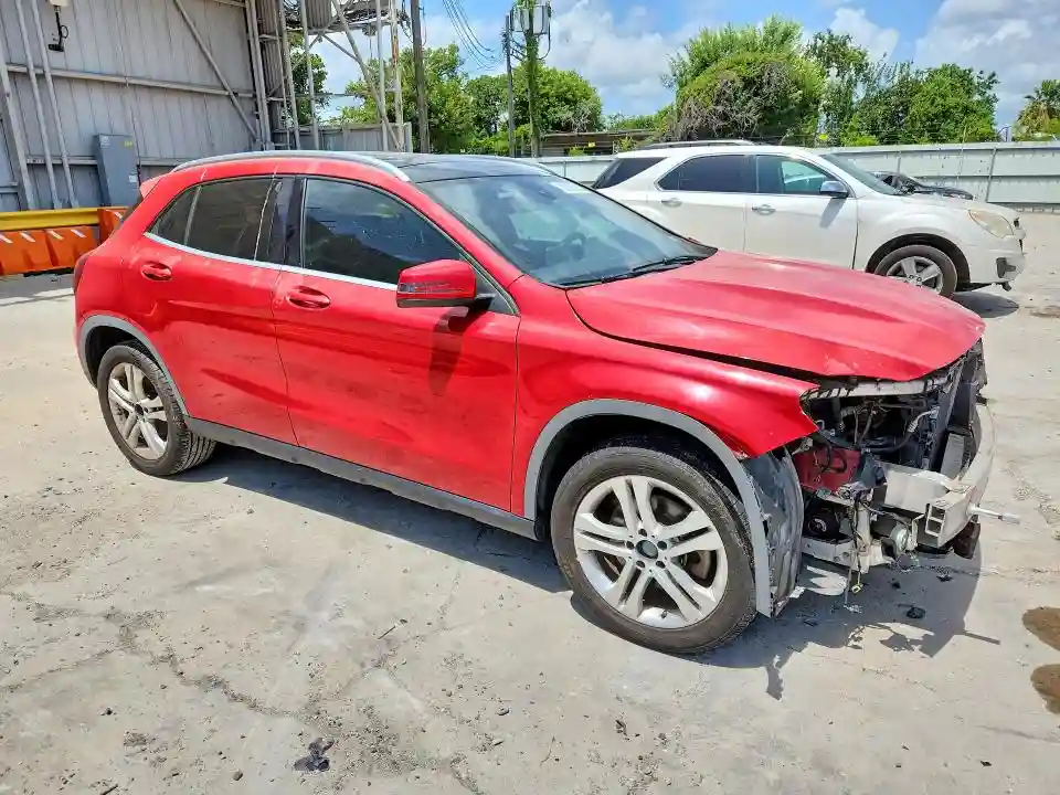 WDCTG4EB9JJ394162 2018 MERCEDES-BENZ GLA-CLASS-3