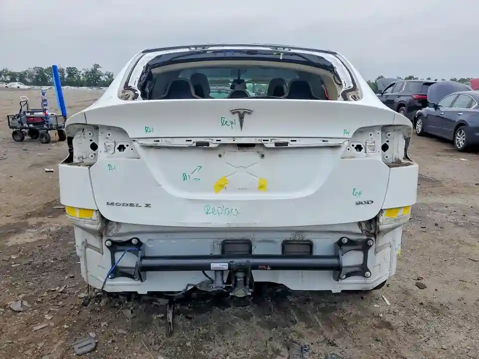 5YJXCDE25HF044418 2017 TESLA MODEL X-5
