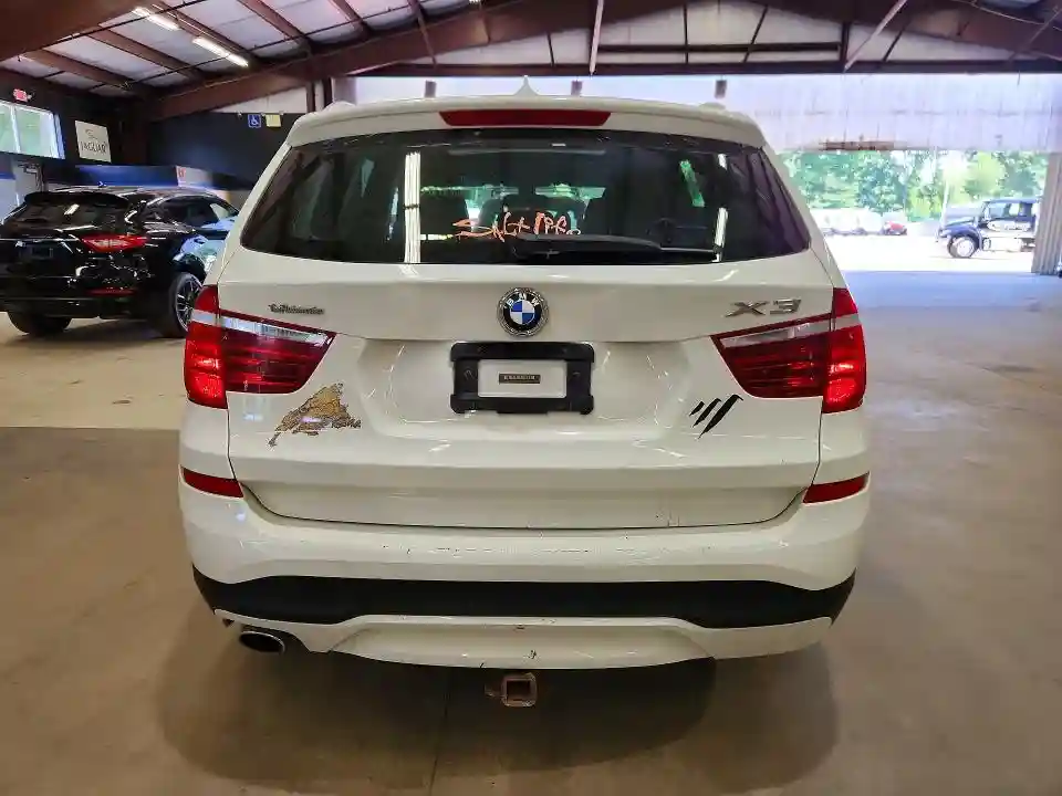 5UXWY3C57F0E95559 2015 BMW X3-5