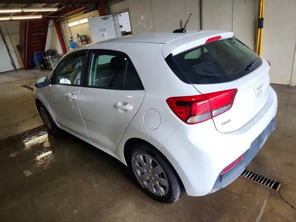 3KPA25AD5PE613584 2023 KIA RIO-1