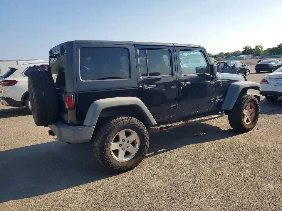 1C4BJWDG3DL677452 2013 JEEP WRANGLER-2
