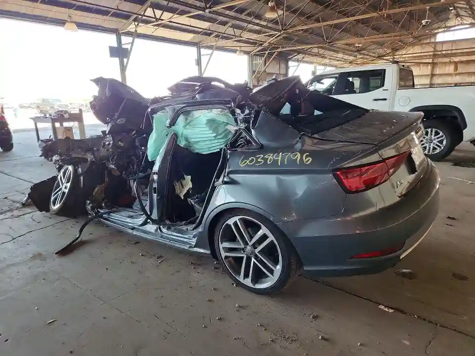 WAUAUGFF0J1034266 2018 AUDI A3-1