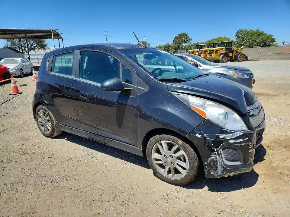 KL8CL6S02GC587436 2016 CHEVROLET SPARK-3
