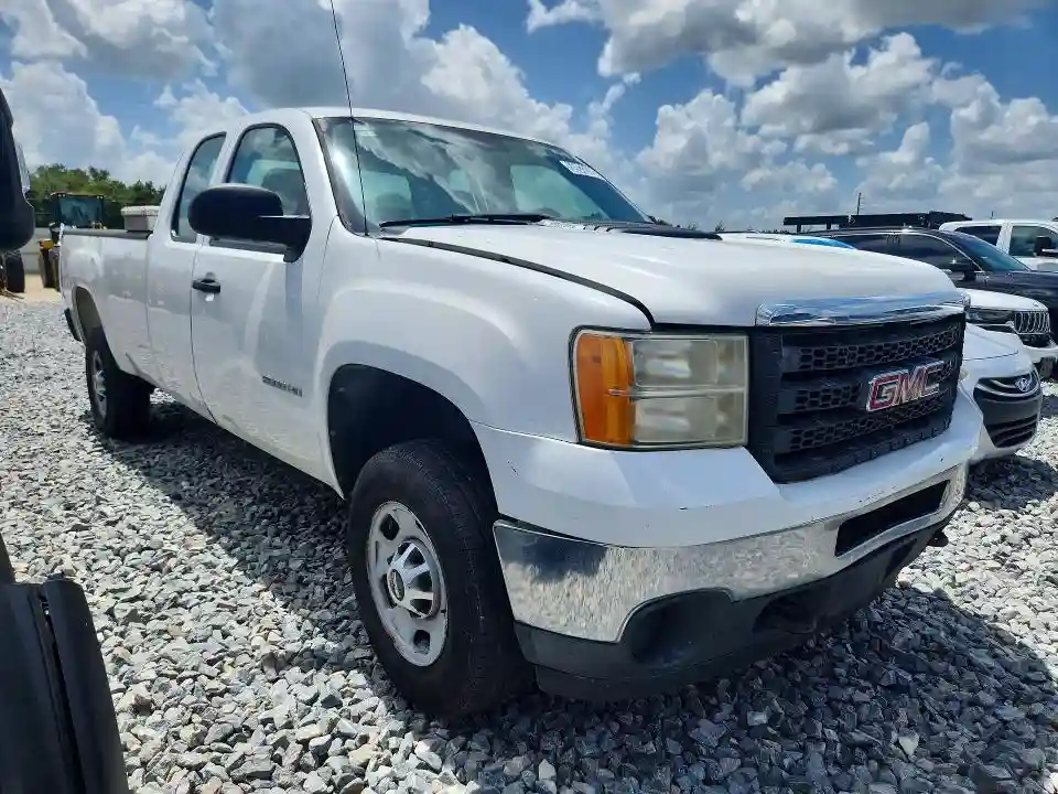 1GT21ZCG4BZ136181 2011 GMC SIERRA-3