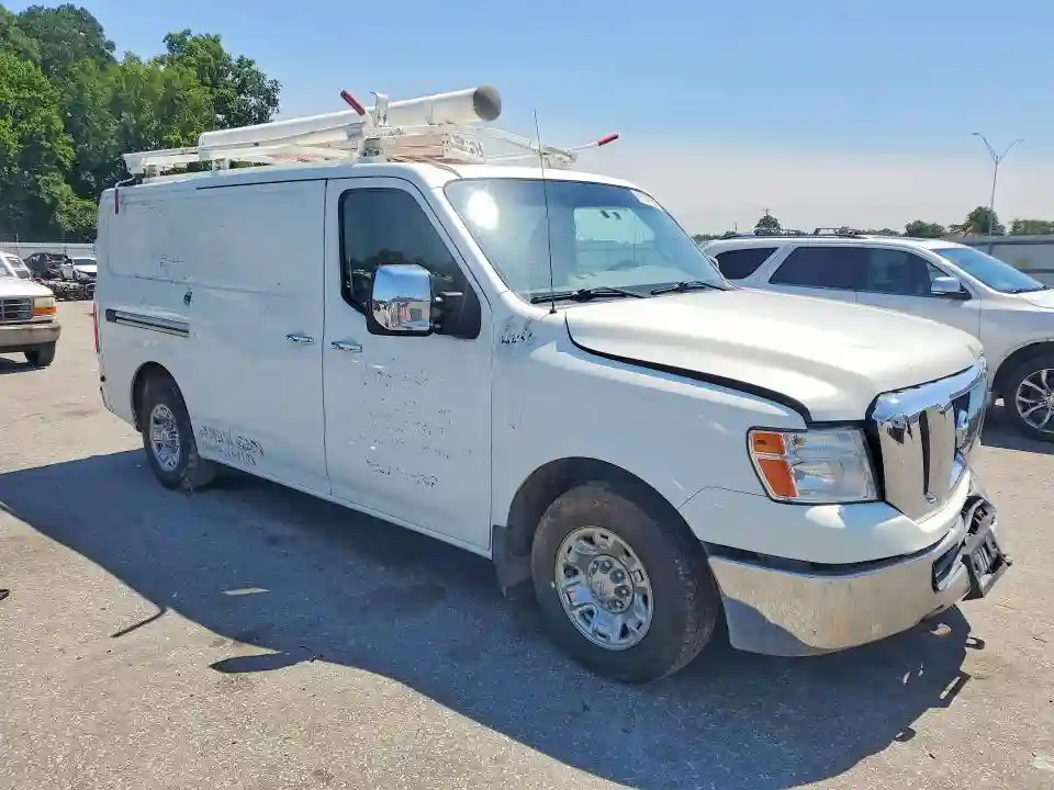 1N6AF0KY1FN804774 2015 NISSAN NV-3