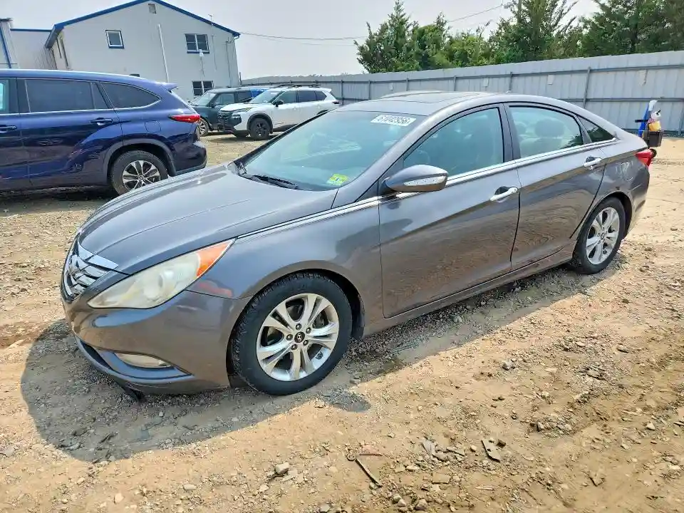 5NPEC4AC0BH123137 2011 HYUNDAI SONATA-0