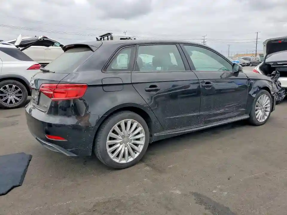 WAUUPBFF5HA046897 2017 AUDI A3-2