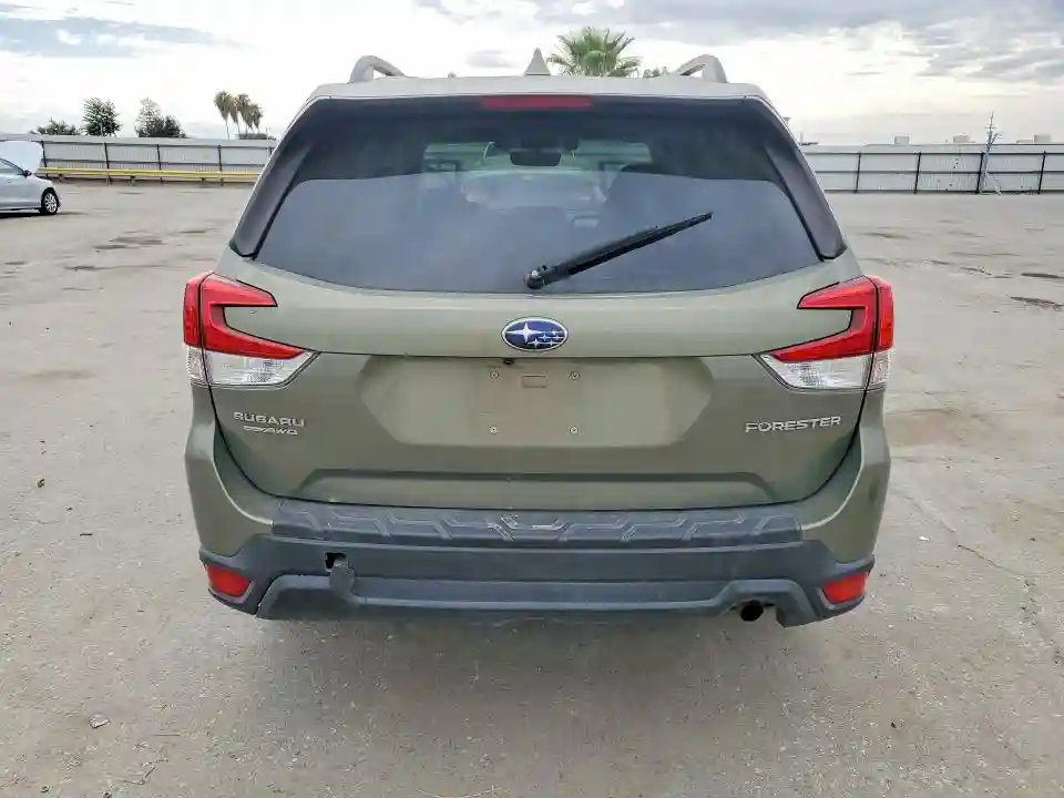 JF2SKAGC2KH592161 2019 SUBARU FORESTER-5