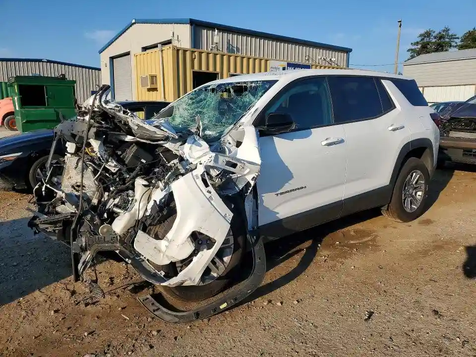 3GKALMEG3TL266973 2026 GMC TERRAIN-0