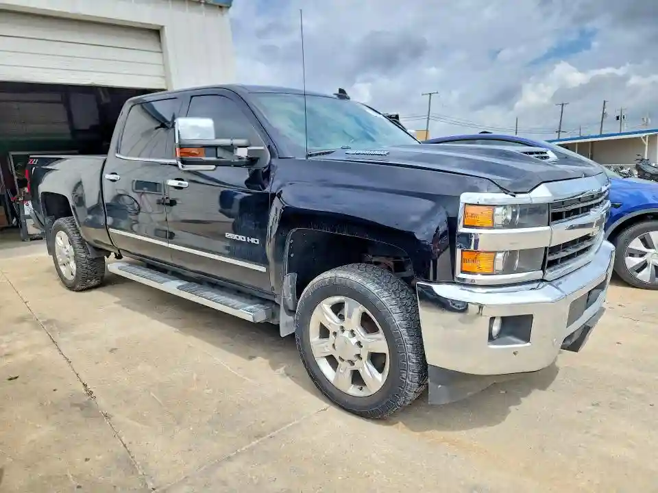 1GC1KWEY0JF171538 2018 CHEVROLET SILVERADO-3