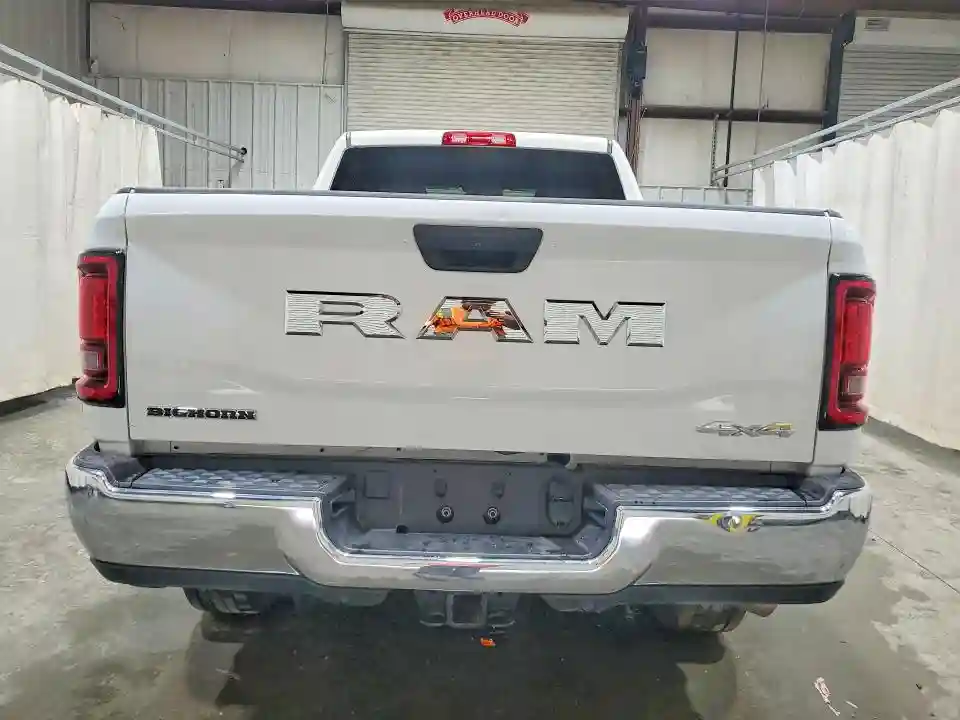 3C6UR5DL8TG259321 2026 RAM 2500-5
