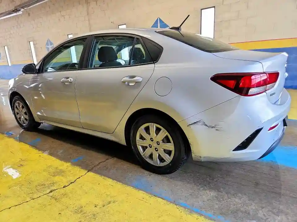 3KPA24AD7ME374416 2021 KIA RIO-1
