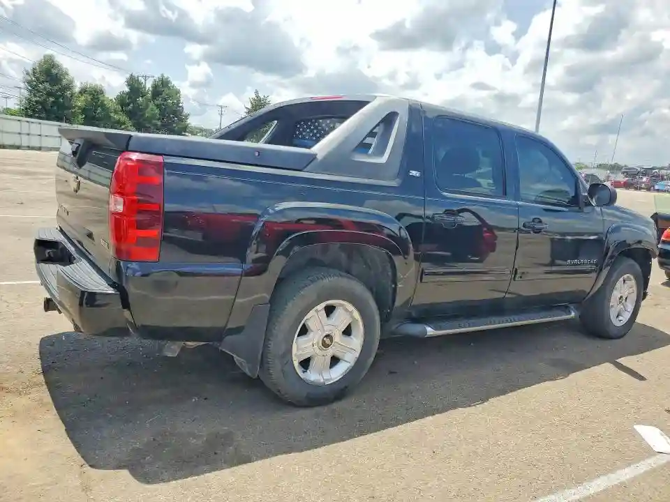 3GNVKFE00AG248622 2010 CHEVROLET AVALANCHE-2