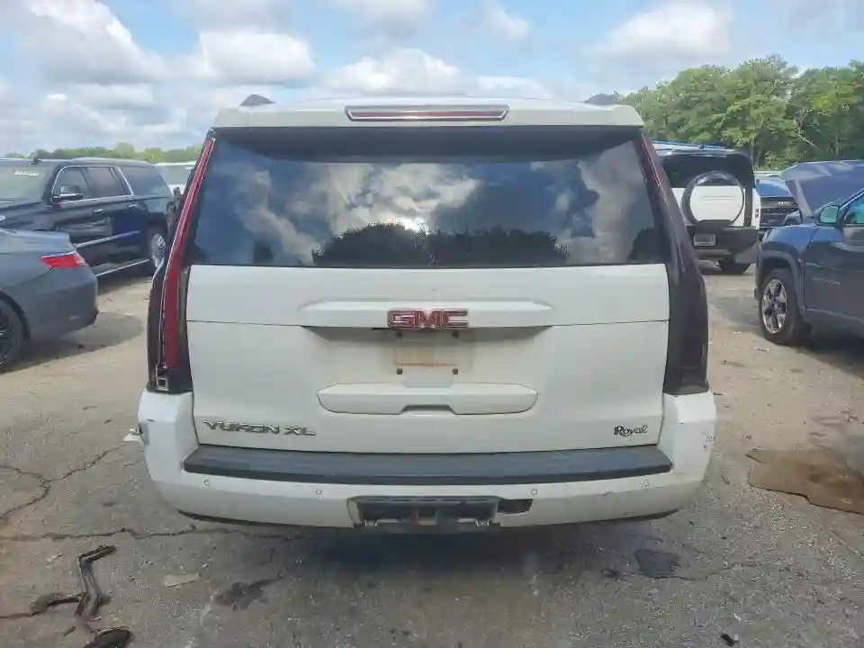 1GKS2GKC3HR164647 2017 GMC YUKON-5