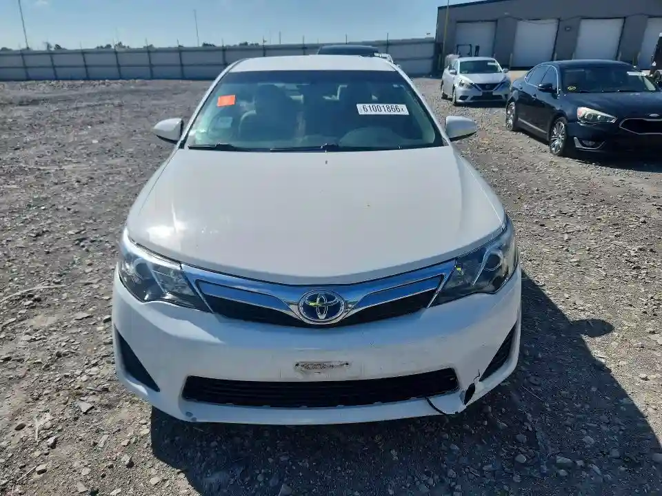 4T1BD1FK8DU083005 2013 TOYOTA CAMRY SOLA-4
