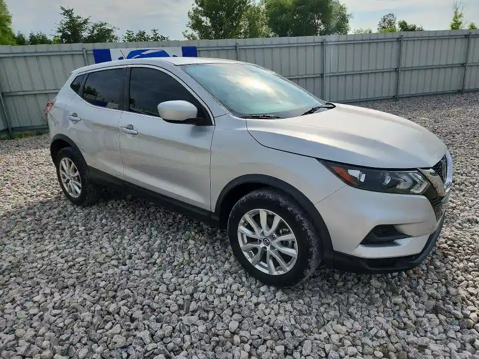 JN1BJ1AV6MW563940 2021 NISSAN ROGUE-3