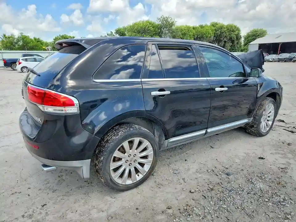 2LMDJ6JK6CBL17463 2012 LINCOLN MKX-2