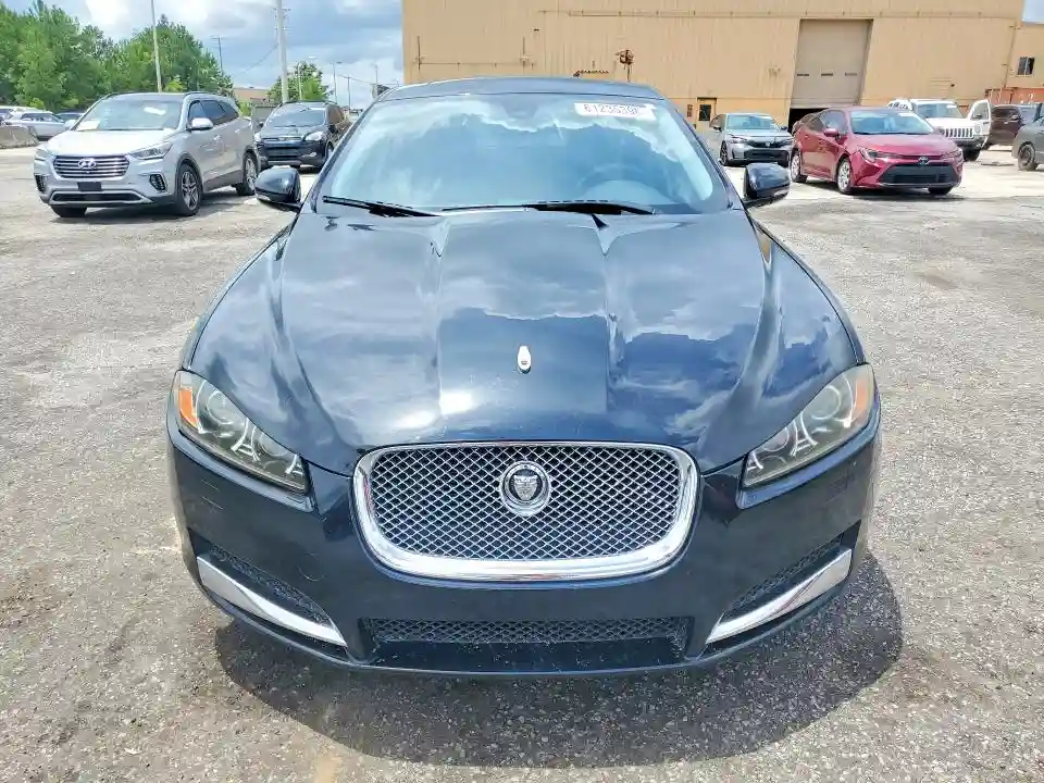 SAJWA0FB0CLS35566 2012 JAGUAR XF-4