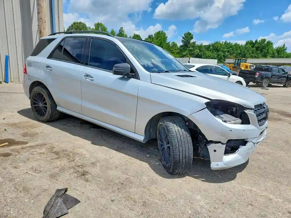 4JGDA5GB7FA584219 2015 MERCEDES-BENZ M-CLASS-3
