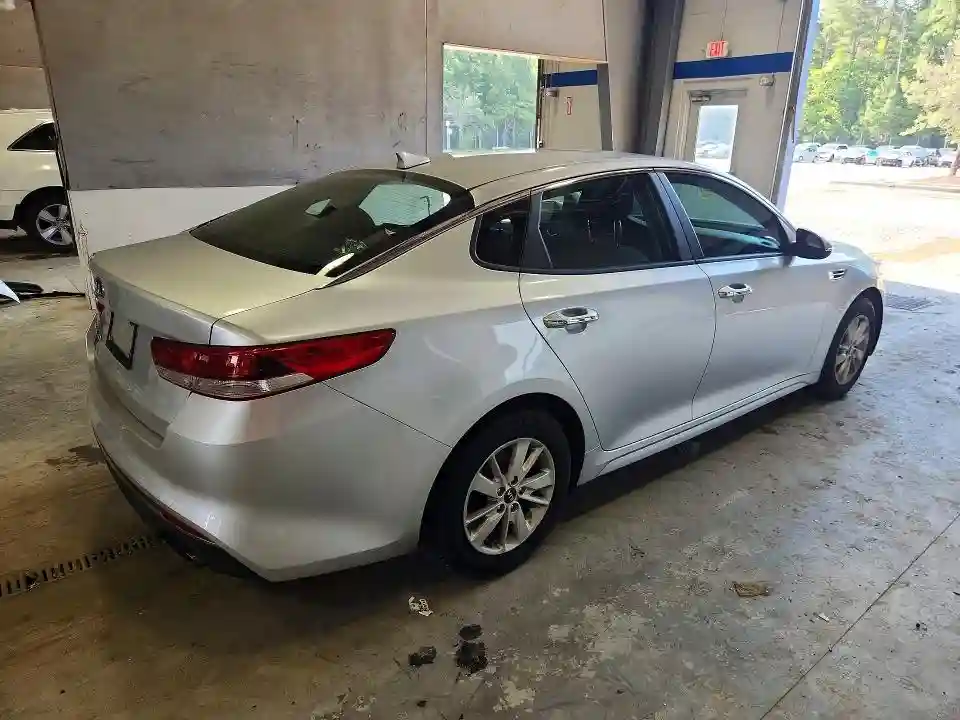 5XXGT4L39HG169897 2017 KIA OPTIMA-2