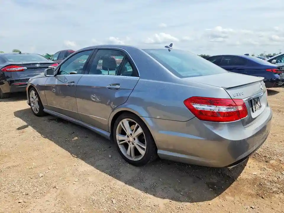 WDDHF8JB1DA748312 2013 MERCEDES-BENZ E-CLASS-1