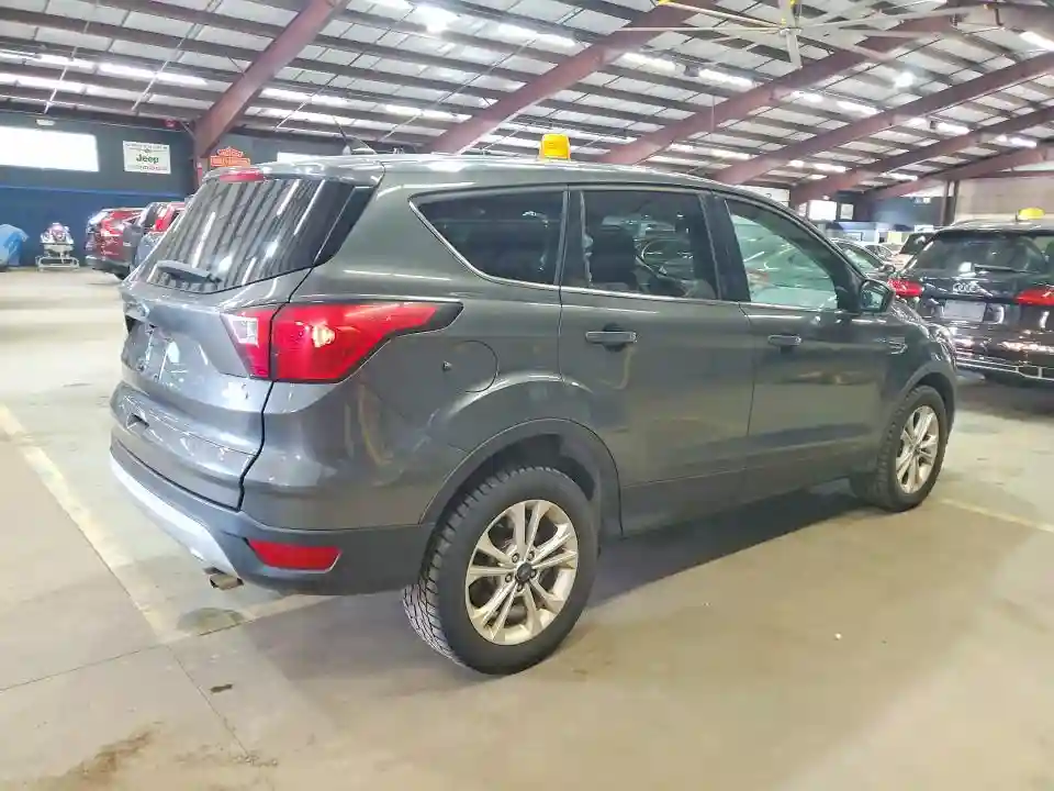 1FMCU9GD0KUC05761 2019 FORD ESCAPE-2