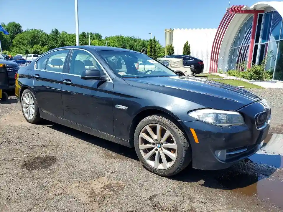 WBAXH5C53DD107714 2013 BMW 5 SERIES-3