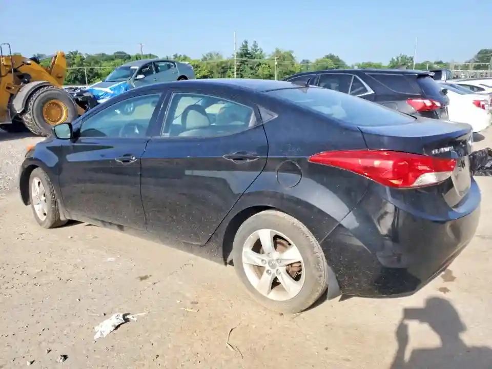 5NPDH4AE7DH408385 2013 HYUNDAI ELANTRA-1