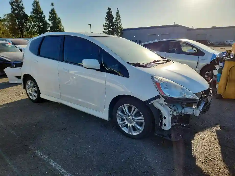 JHMGE8H41AC016745 2010 HONDA FIT-3