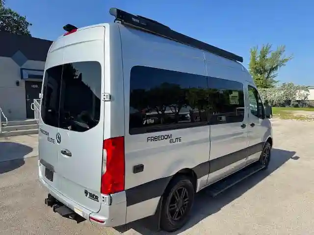 W1X4EBHY0NP484324 2022 MERCEDES-BENZ SPRINTER-2