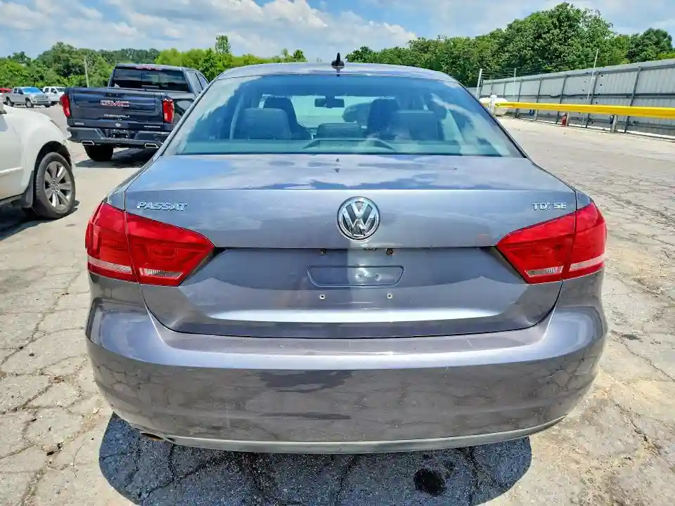 1VWBN7A31EC106410 2014 VOLKSWAGEN PASSAT-5