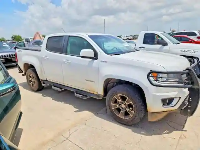 1GCPTDE19H1305758 2017 CHEVROLET COLORADO-3