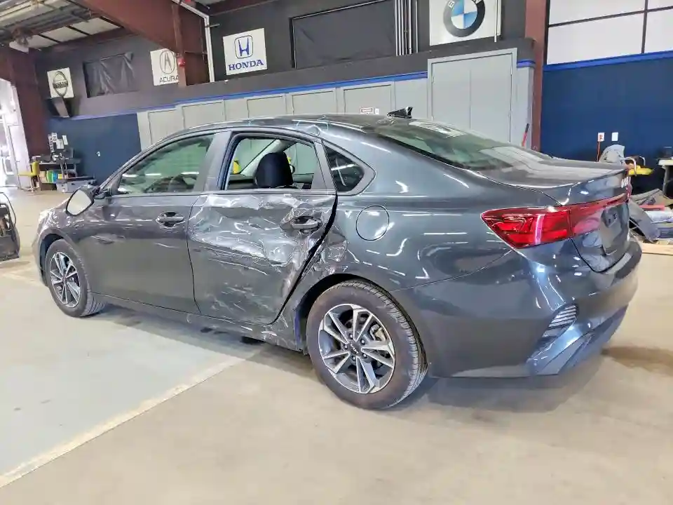 3KPF24AD0RE731089 2024 KIA FORTE LXS-1