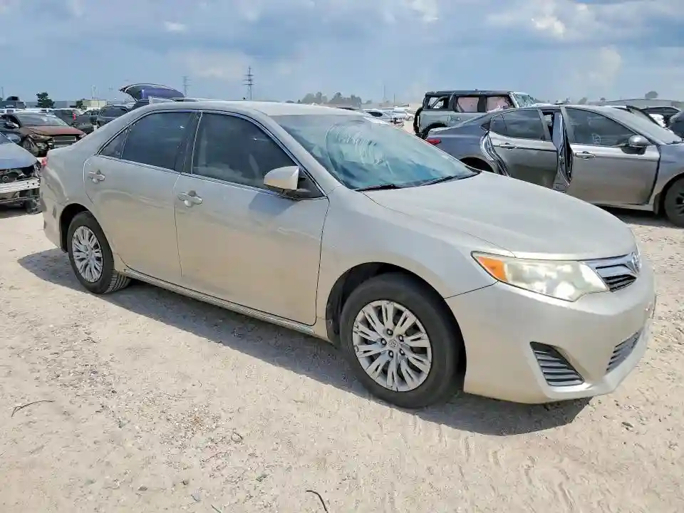 4T4BF1FK9ER422159 2014 TOYOTA CAMRY-3