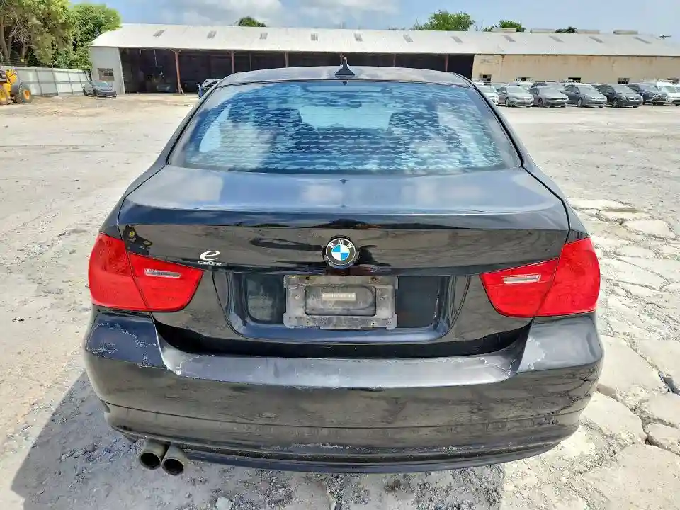 WBAPK5C55AA647984 2010 BMW 3 SERIES-5