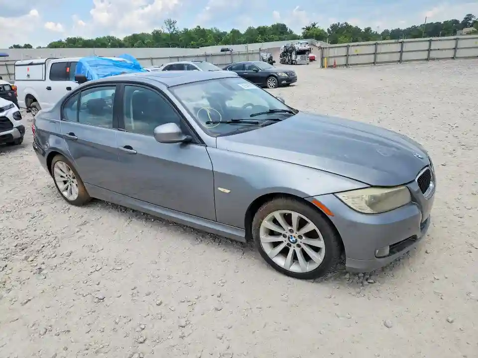 WBAPH5C58BA445947 2011 BMW 3 SERIES-3