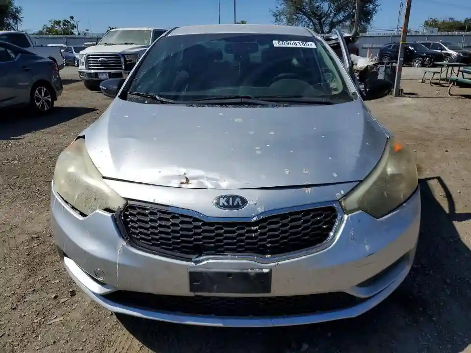 KNAFK4A67E5147549 2014 KIA FORTE-4