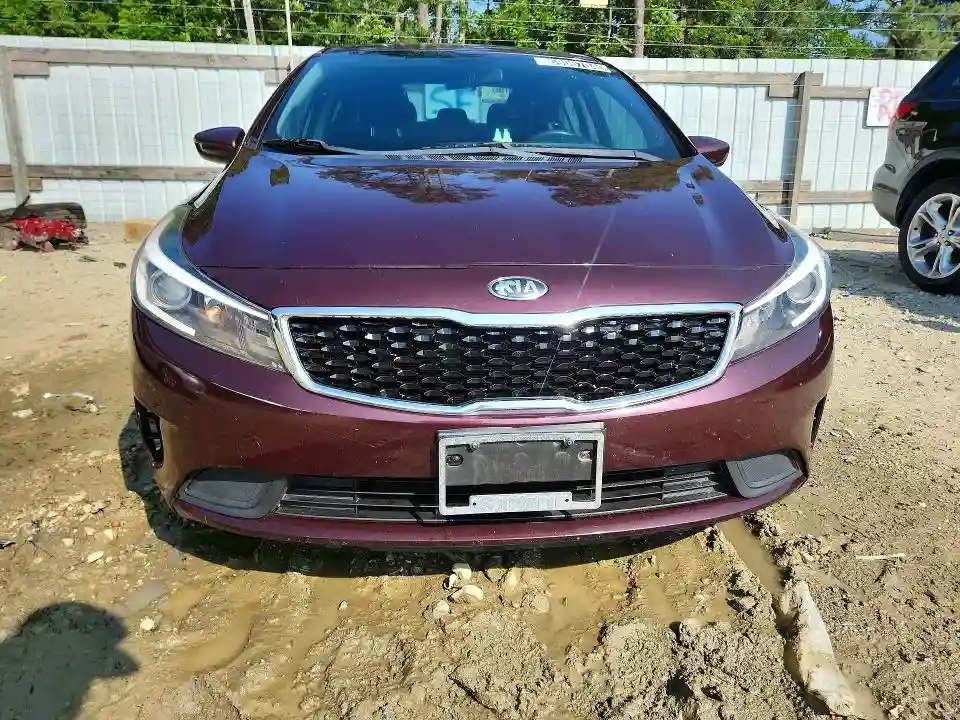 3KPFK4A78JE281514 2018 KIA FORTE-4