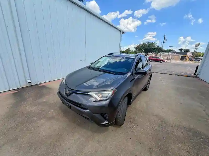JTMZFREV7HJ713028 2017 TOYOTA RAV4-1